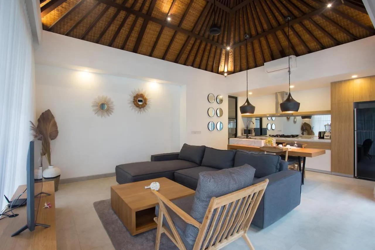 The Kon'S Villa Bali Seminyak Hotel