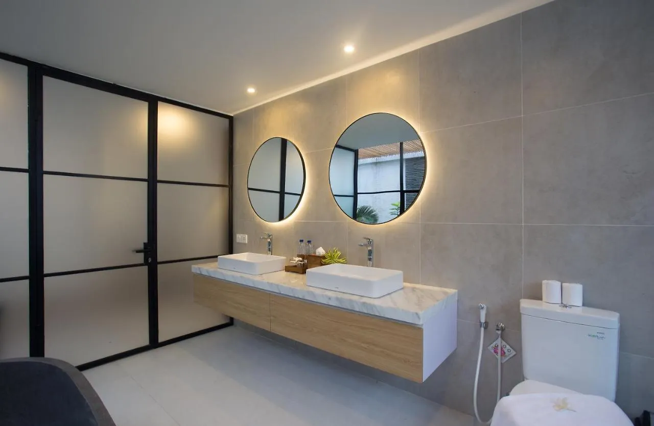 The Kon'S Villa Bali Seminyak Hotel